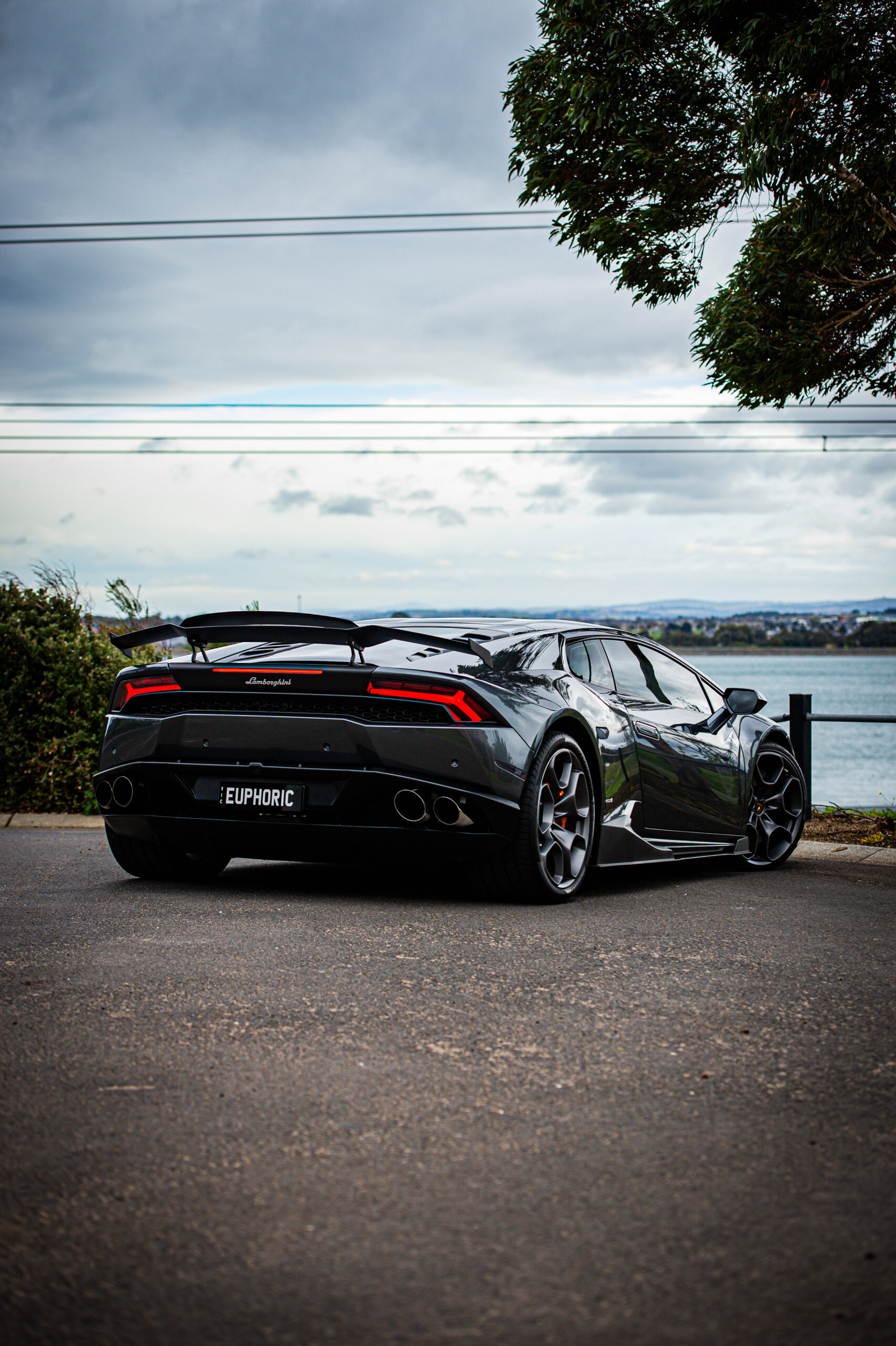 luxury car hire Melbourne